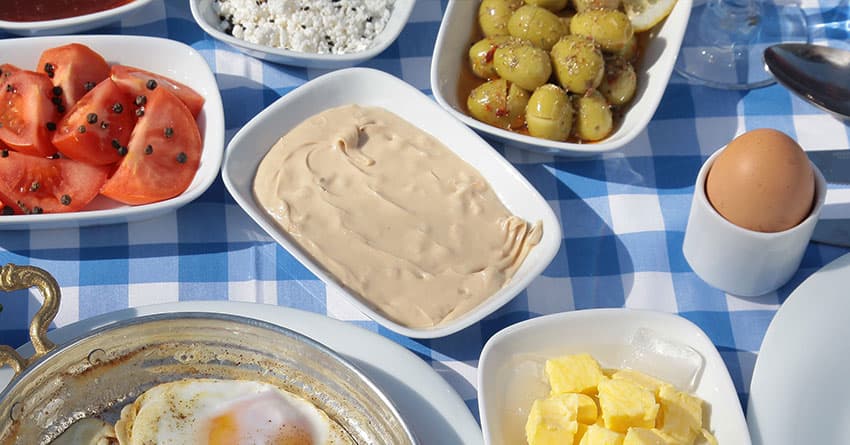 TUNALI HİLMİ AÇIK HAVA BRUNCH MEKANLARI 