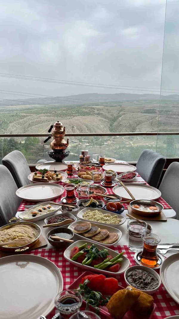 Zeybek Kahvaltı Salonu - 3. Fotoğraf